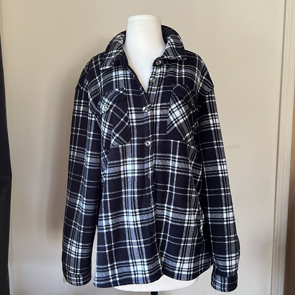 SAGE Collective Women’s Black White Plaid Sherpa Shirt/Jacket Size XXL